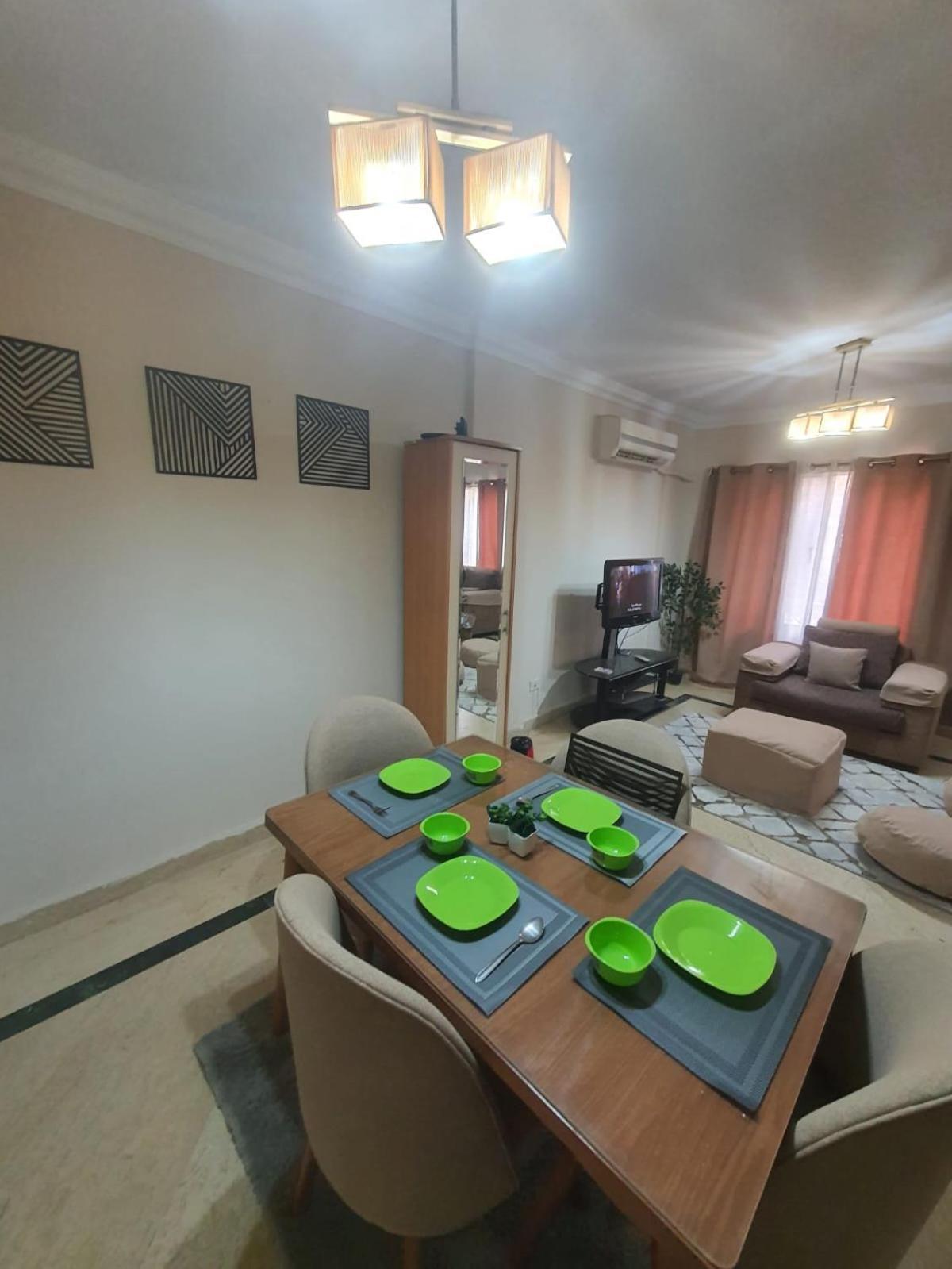 Tree Serviced -3bhk Self Check-in * Cairo