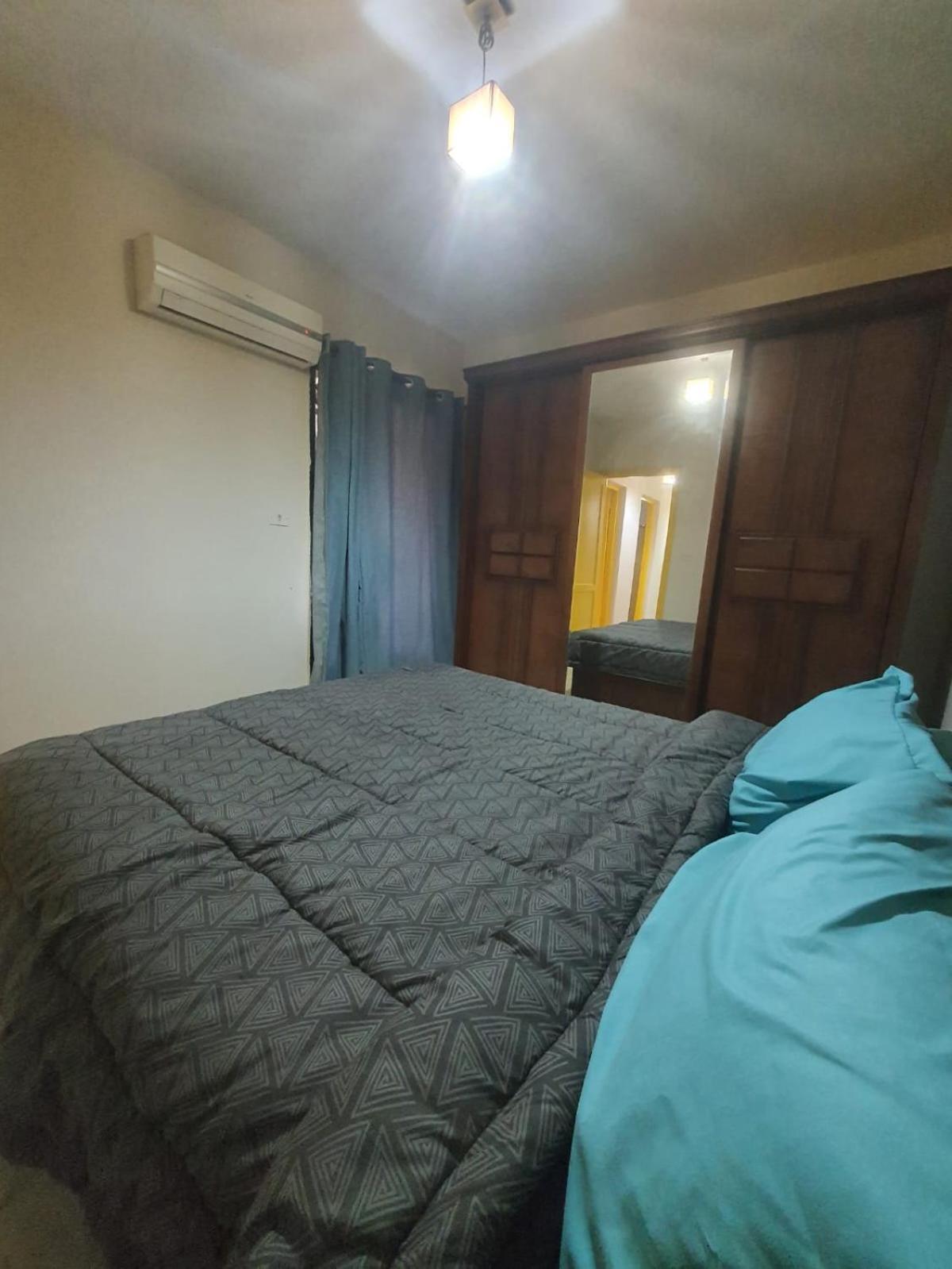 Apartment Tree Serviced -3bhk Self Check-in