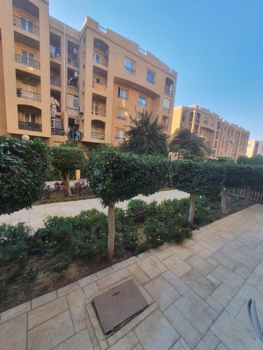 Apartment Tree Serviced -3bhk Self Check-in Cairo