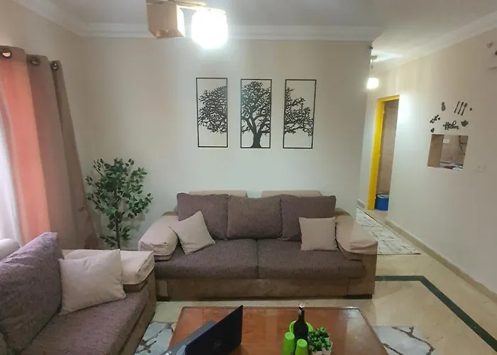 Tree Serviced Apartment -3Bhk Self Check-In