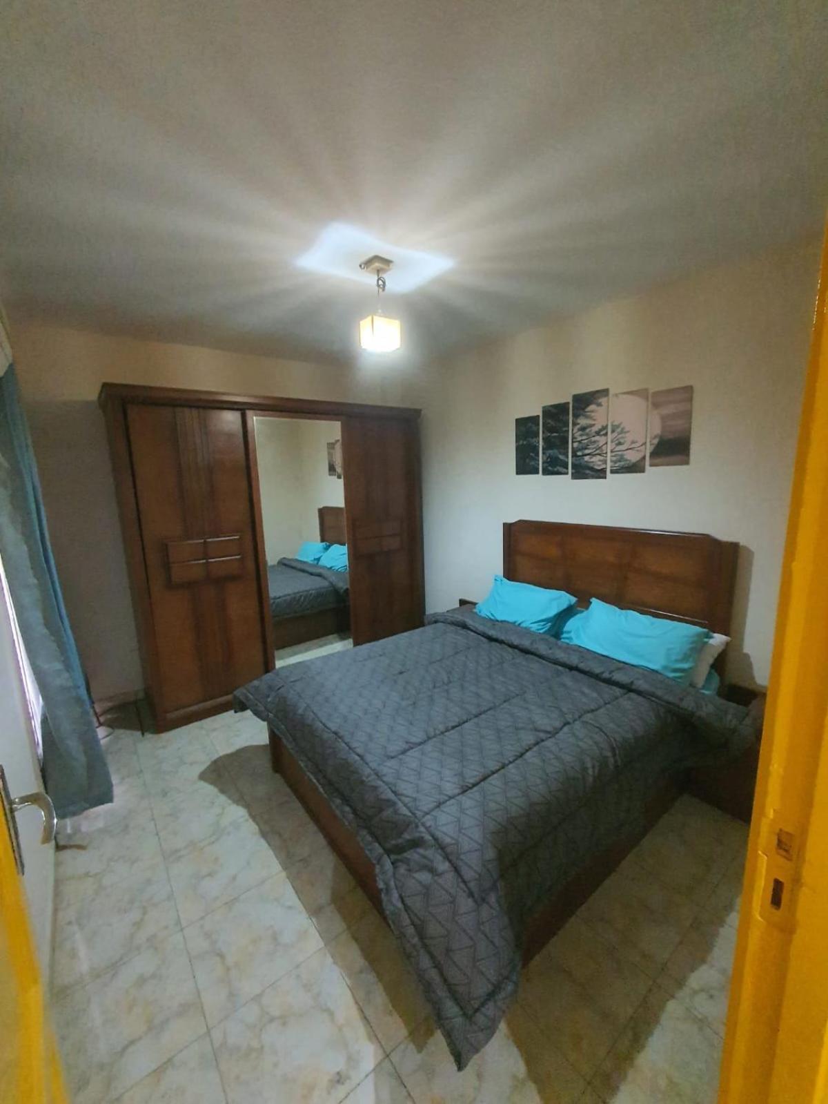 Tree Serviced -3bhk Self Check-in Apartment